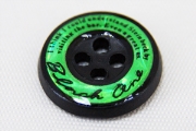 ピスボタン（エポキ金属/ロゴ：黒/バック：緑）